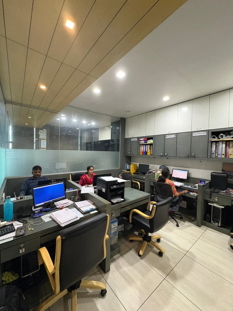 7920f7de-f345-42ec-9581-ee7ca2e69a56-1000x1000